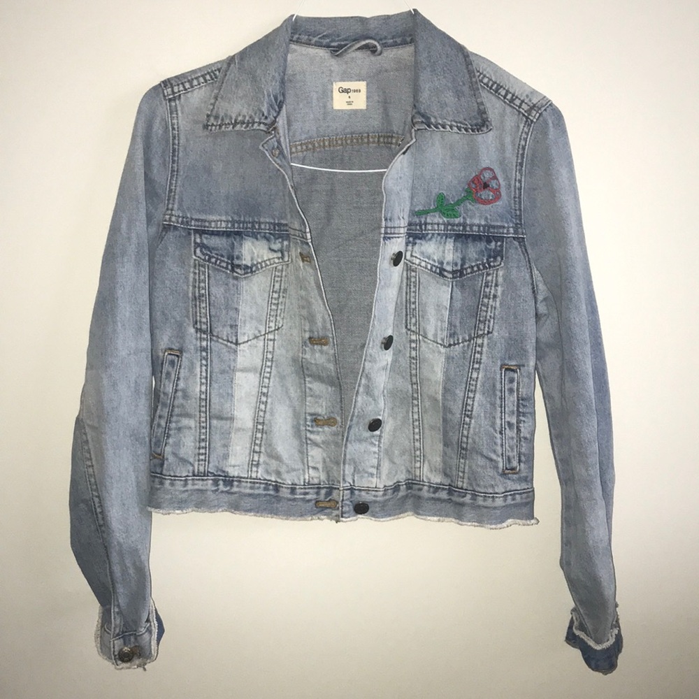 Cute jean jacket with rose!!